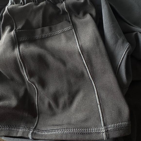 Offline by Aerie Medium Flowy Running Shorts Pull-On Smocked Waist Hi-Rise Lined - Picture 6 of 9